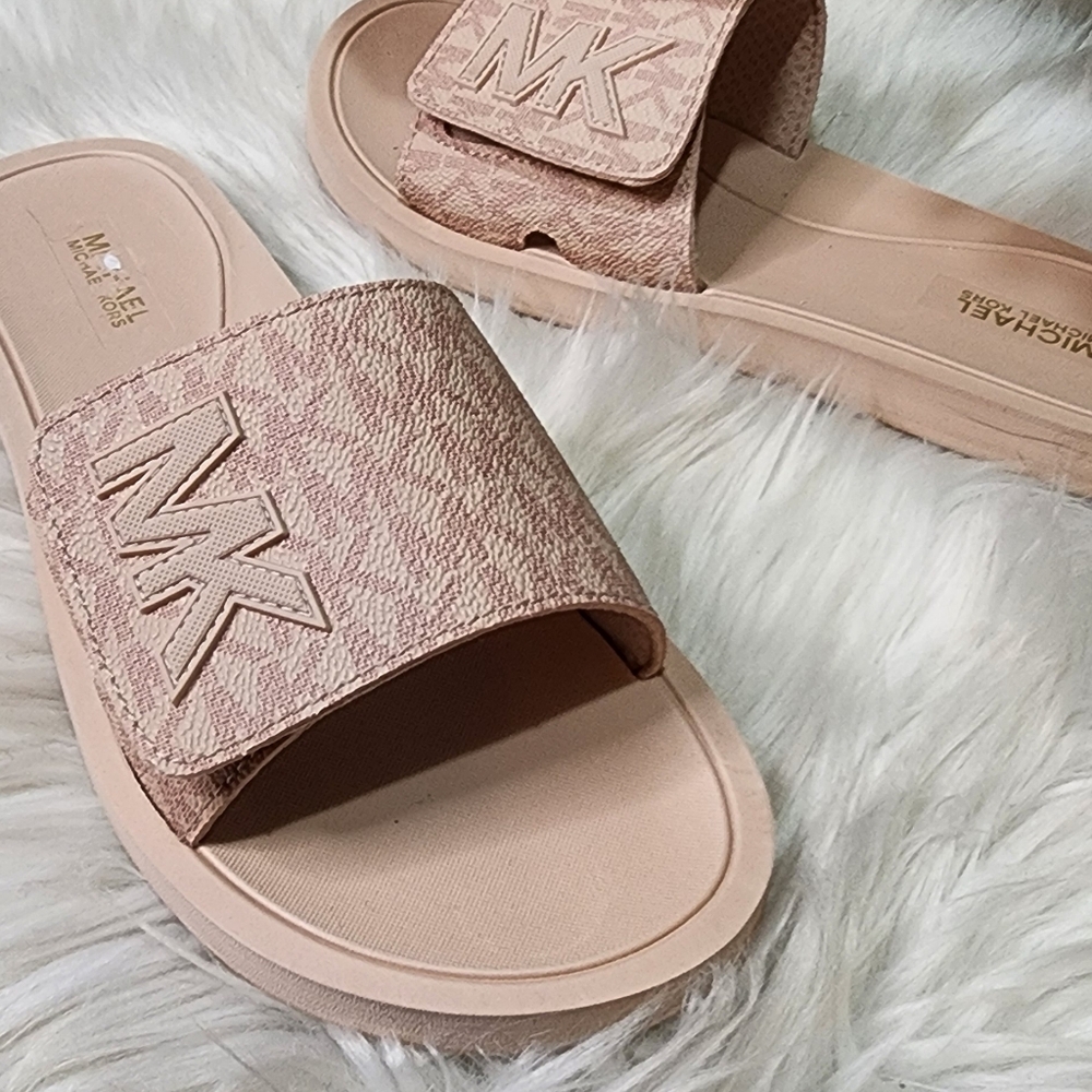 Michael Kors Soft PINKStrappy Slides Brand New - Picture 8 of 8
